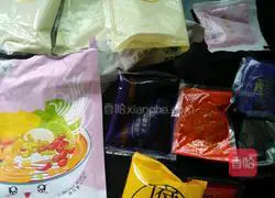 Illustration of how to make snail noodles 6