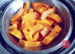 Illustration of how to make pumpkin noodles 2