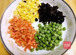 Assorted steamed dumplings, dumpling making illustration 2