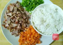 Illustration of how to make barbecued pork fried rice 1