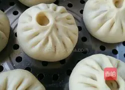 Illustration of how to make plain steamed buns 14