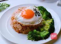 Illustration of Korean Spicy Cabbage Fried Rice 7