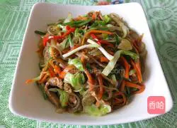 Illustration of how to stir-fry cabbage vermicelli 6