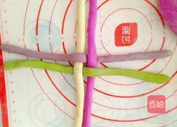 Illustration of how to make hydrangea steamed buns 6