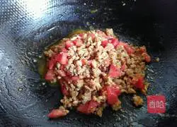 Illustration of how to make tomato minced meat noodles 8