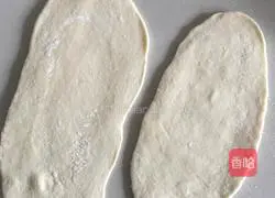 Family pasta.Illustration of how to make noodles 2