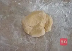 Illustration of how to make sunflower buns 8