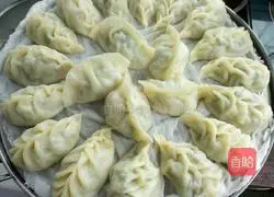 Illustration of how to make green pepper dumplings 22