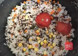 Illustration of how to make mixed rice 7