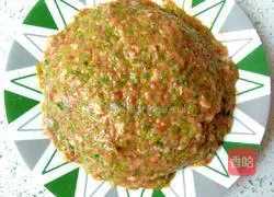 Illustration of how to make celery and pork wontons 10