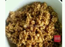 Illustration of how to make radish, egg and meat dumplings 4