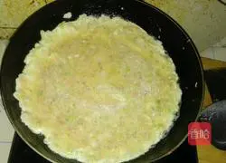 Egg Mince Pancake Illustration of how to do it 4