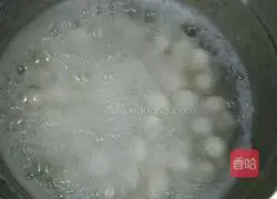 Illustration of making glutinous rice balls with sugar water 7