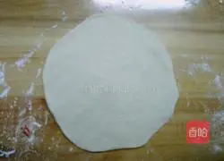 Illustration of how to make black fungus stuffed buns 13