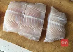 Illustration of how to make pan-fried basa fish with assorted fried rice 1