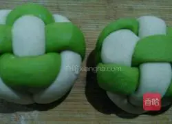 Illustration of how to make hydrangea steamed buns 14