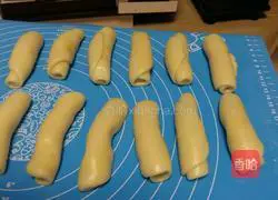 Illustration of how to make bean paste cake 6