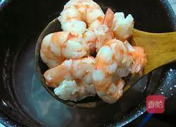 Illustration of how to make slap fried rice 6