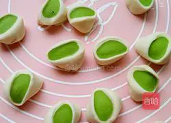 Illustration of how to make fancy dumplings 19