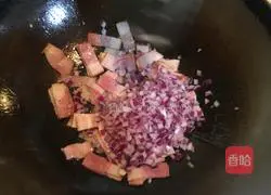 Illustration of how to make bacon and egg fried rice 7