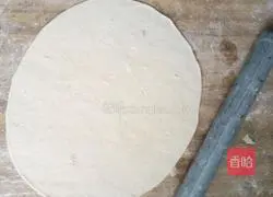 Illustration of how to make egg pancakes with garlic sauce 2