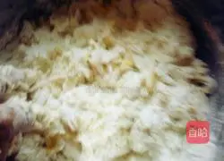 Illustration of making sauced pork buns 1