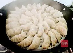 Illustration of how to make dumplings 9