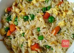 Illustration of how to make colorful egg fried rice 6