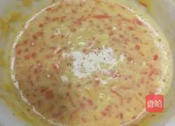 Illustration of how to make carrot and egg pancakes 5