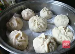 Illustration of how to make braised pork buns with mushrooms 10