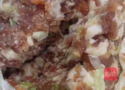 Illustration of how to make fried rice with minced meat and eggs with peas 1