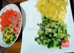 Illustration of how to make Tianyuan Pineapple Fried Rice 3