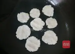 Illustration of how to make sweet potato pancakes 10