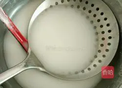 Illustration of how to make glutinous rice balls stuffed with bean paste 2