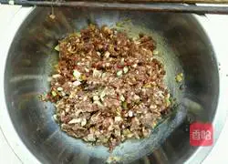 Illustration of how to make green bean buns 2