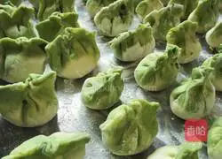 Illustration of the growth of Chinese cabbage dumplings 1