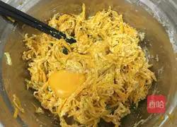 Illustration of how to make pumpkin egg pancakes 7