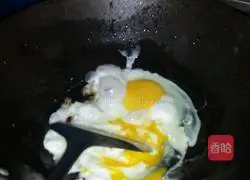 Illustration of how to make lean meat fried noodles 4