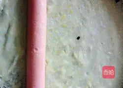 Illustration of how to make egg pancakes and sausages 8