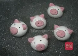 Little Pig Pig Red Bean Illustration of how to make glutinous rice balls 14