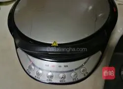 Illustration of how to make pan-fried Balang fish (electric baking pan) 7