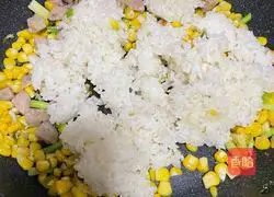 Illustration of how to make grilled corn sausage and fried rice 5