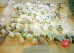 Illustration of how to make colorful dumplings 14