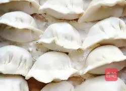 Cucumber Illustration of how to make dumplings 8