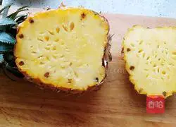 Nanyang Pineapple Boat Fried Rice Recipe Illustration 4