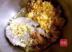 Illustration of how to make wontons with shrimp filling 5