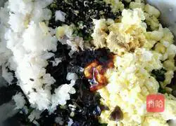 Illustration of making dumplings with three fresh fillings 2