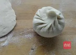 Illustration of how to make handmade buns 12