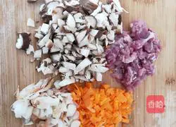 Illustration of how to make glutinous rice eggs 6