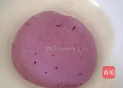 Illustration of how to make purple sweet potato and pumpkin rose steamed buns 1
